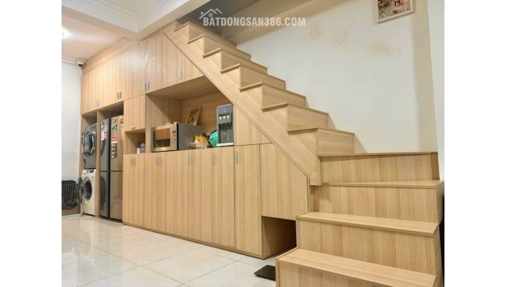 Bán nhà đẹp 2 tầng Huỳnh Văn Bánh 55m2 (3.6x13) 2PN 2WC - 7 Tỷ